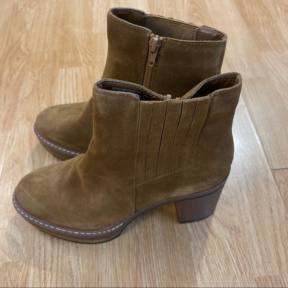 Steve Madden Women's Searches Platform Chelsea Booties - Picture 3 of 6